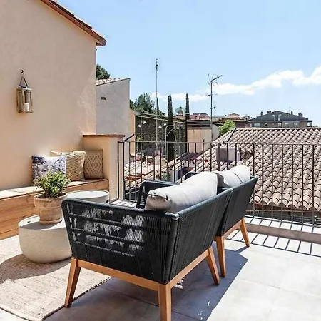 Velo Vern 3 Luxury Penthouse W Views Of City Wall Girona Exterior photo